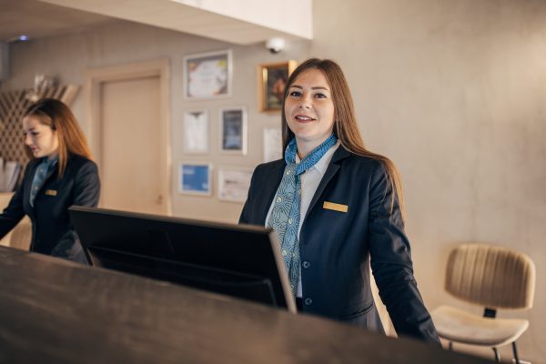 What is the best hotel management software?