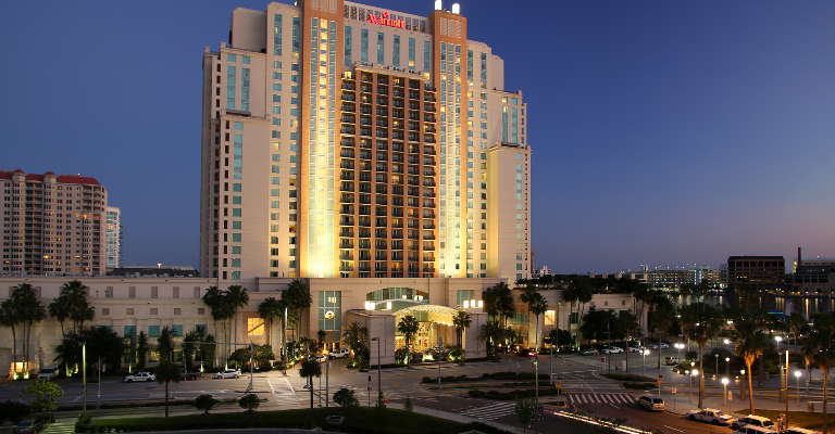 How to build a strong travel brand: Guide for Hotels