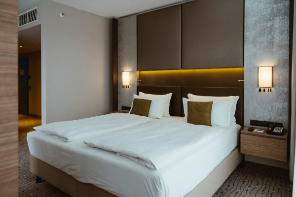 What do hotels do with unsold rooms? Guide for hotel owners